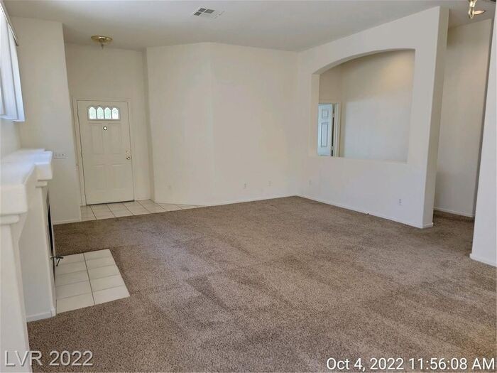 1960 Thunder Ridge Cir - Photo 4 of 28