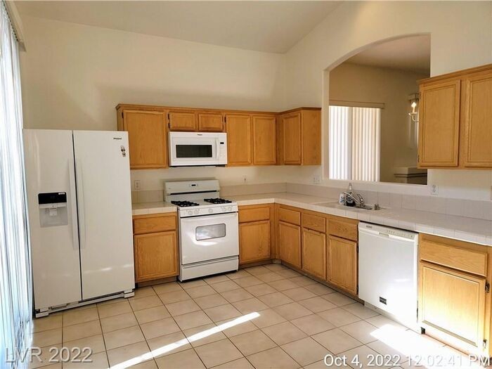 1960 Thunder Ridge Cir - Photo 6 of 28