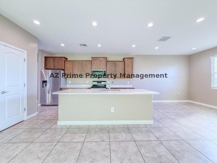 3164 N 300th Dr - Photo 7 of 41