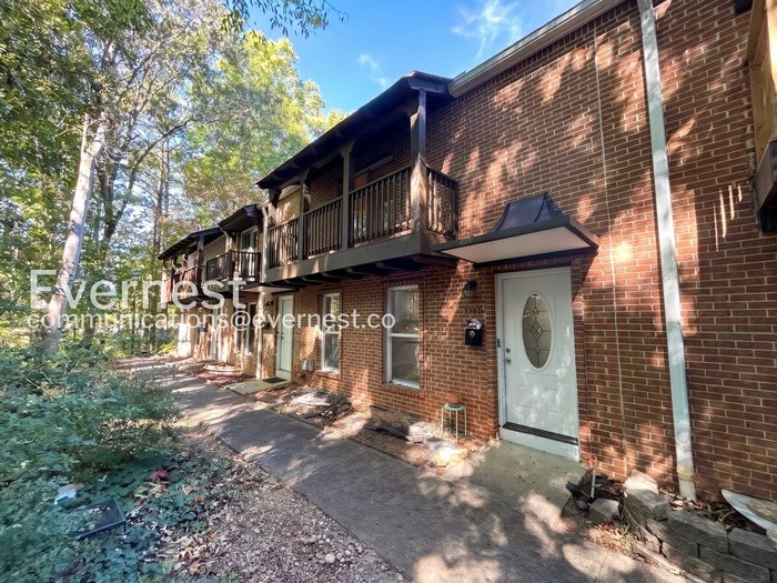 7325 Cardigan Cir Ne