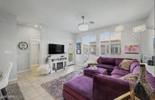 featured image of 2721 S Decatur Dr #101