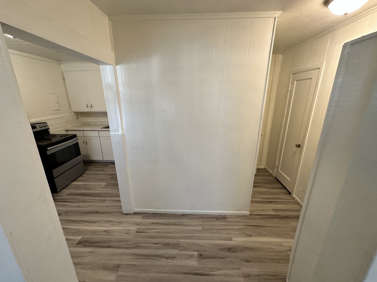412 15th Ave S #2 - Photo 6 of 9
