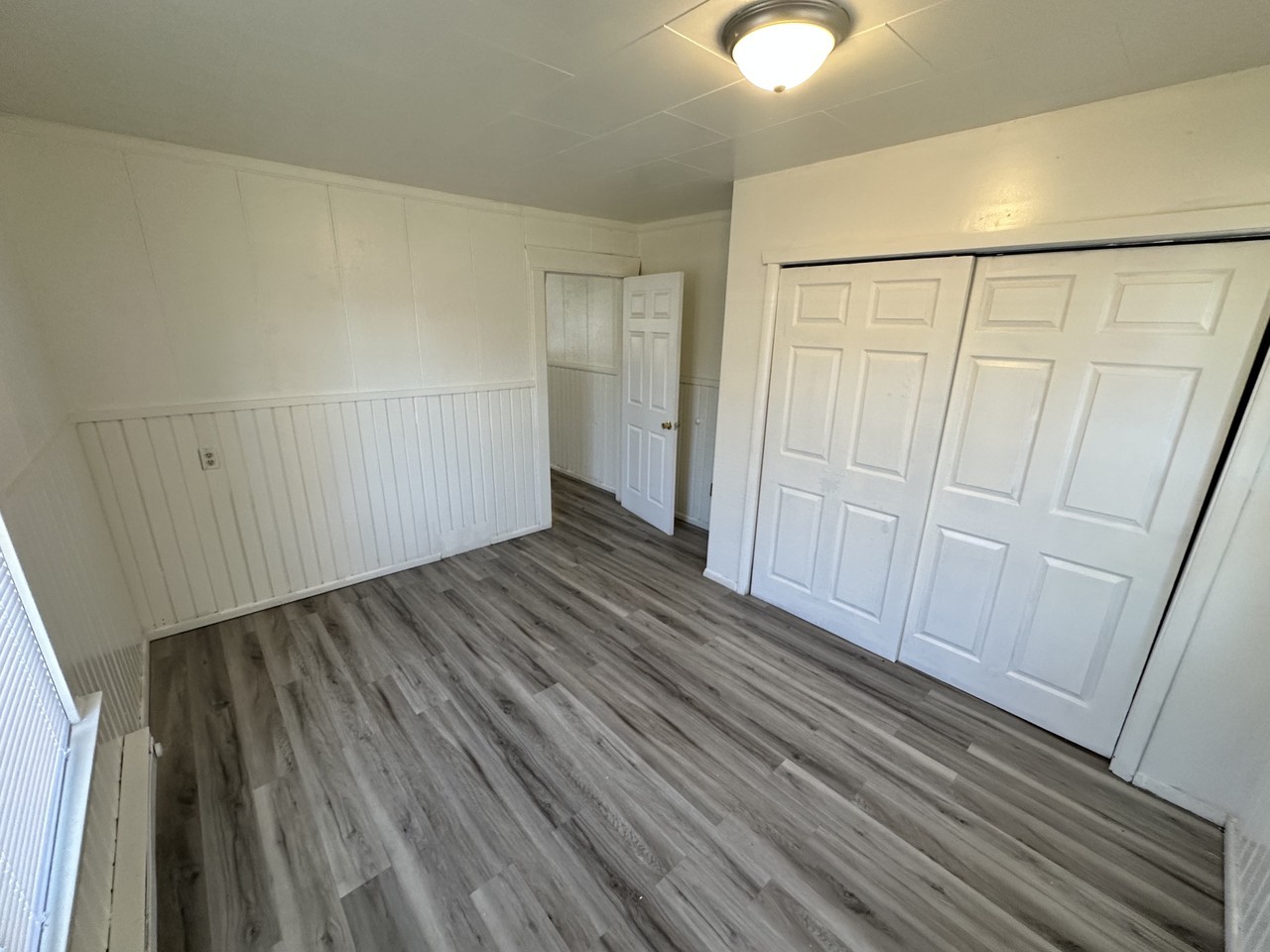 412 15th Ave S #2 - Photo 7 of 9