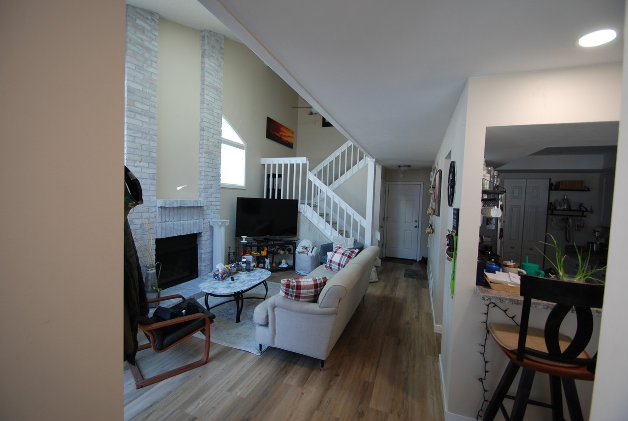 4130 S Evanston Cir #E - Photo 4 of 19