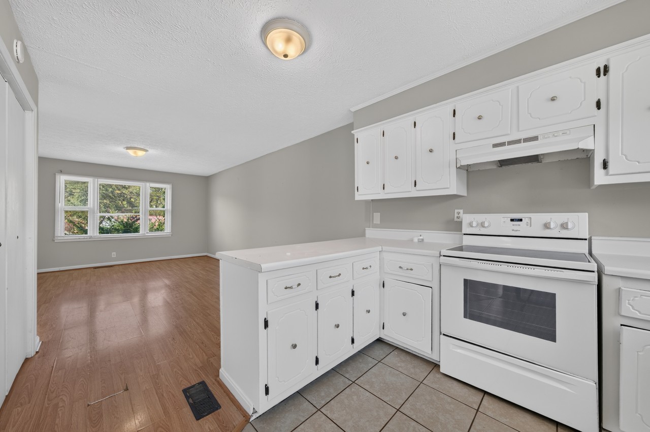 128B Batey Cir #B - Photo 4 of 16