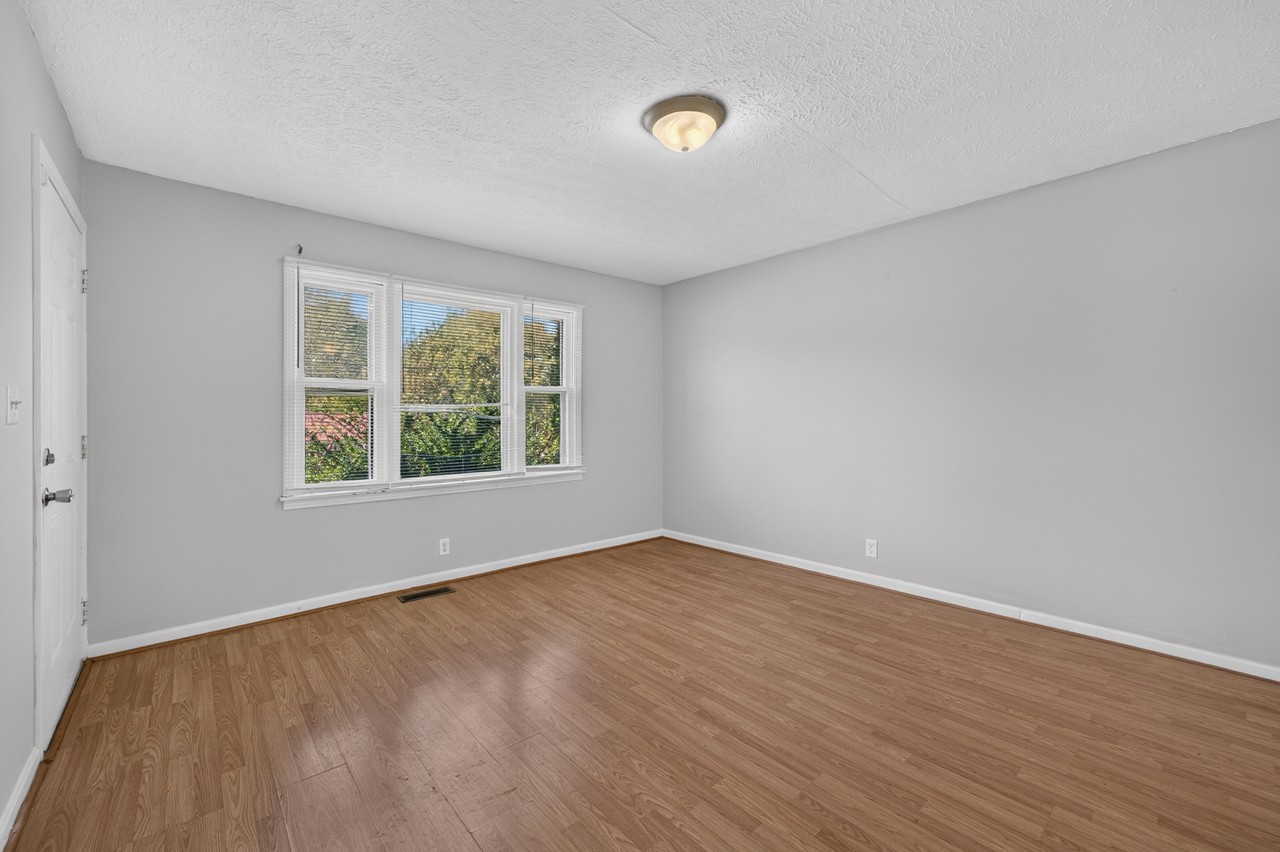 128B Batey Cir #B - Photo 6 of 16