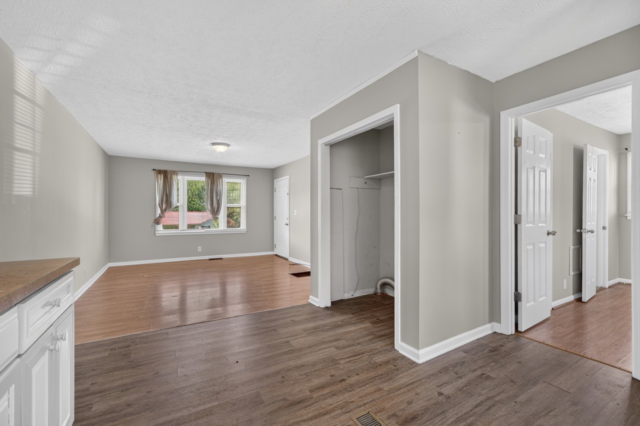128A Batey Cir #A - Photo 7 of 16