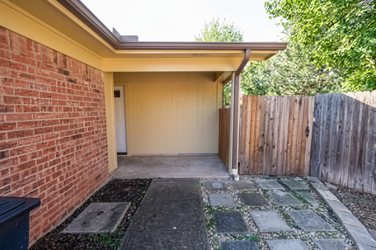 11911 Metmora Ct #NA - Photo 6 of 10