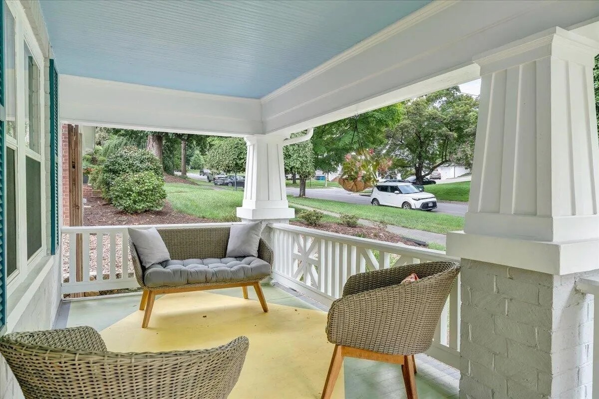 2126 Carolina Ave Sw #NA - Photo 3 of 46