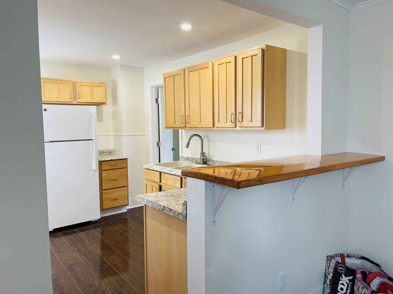 20 Crosby Pl #20B - Photo 5 of 7