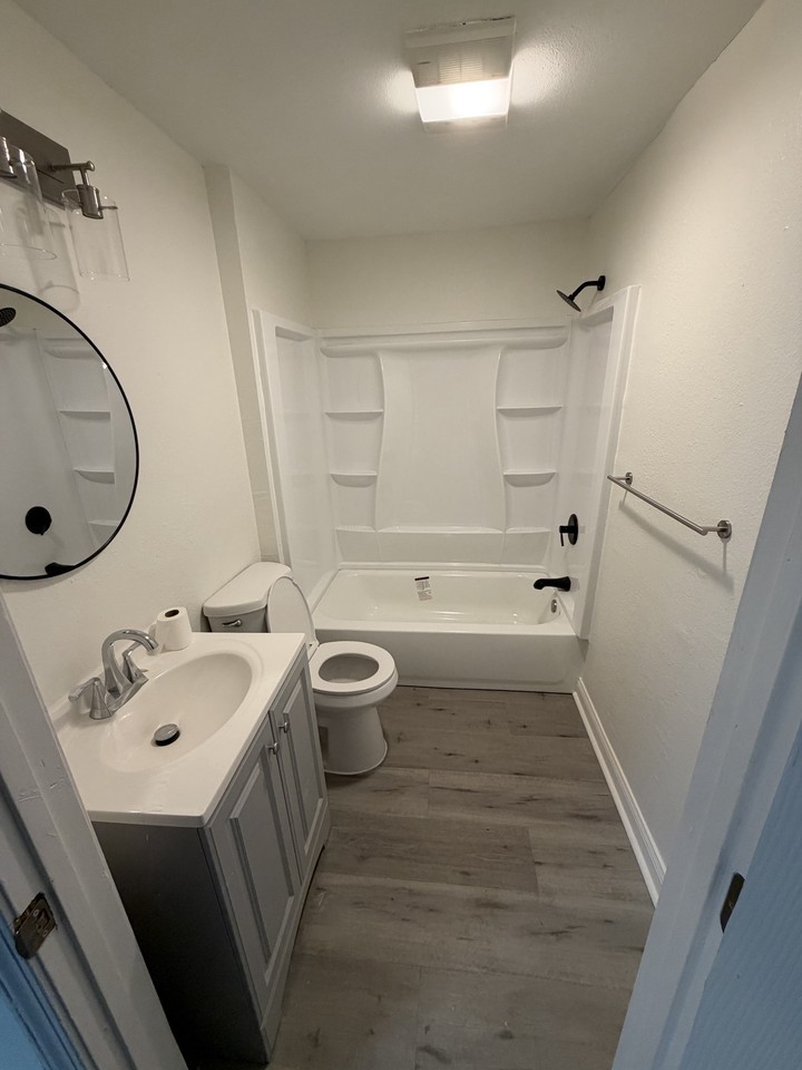 2514 S Tonti St #1A - Photo 2 of 6