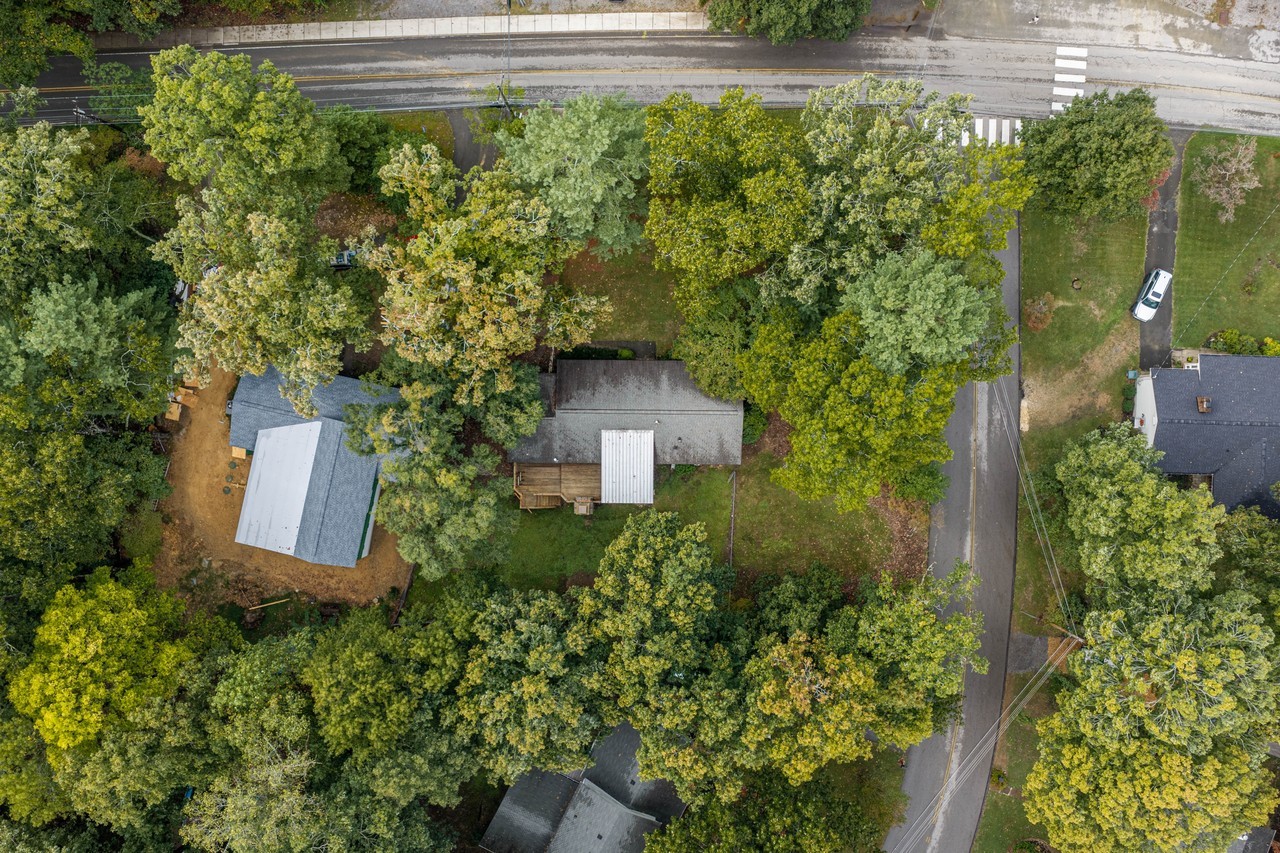 1222 James Blvd #NA - Photo 3 of 24