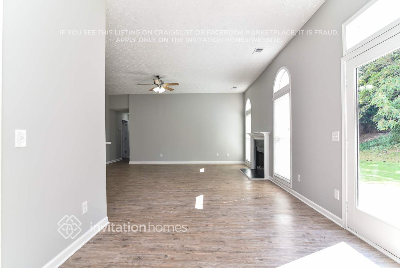 2860 White Blossom Ln - Photo 4 of 21