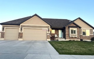 featured image of 9474 S Lea Heather Way