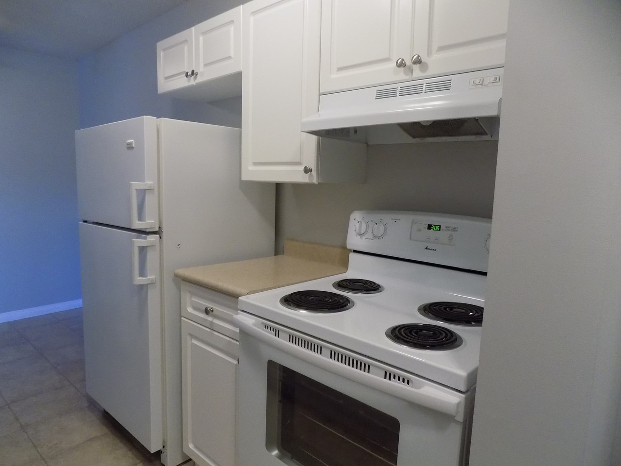 Rockridge Apartments - Photo 3 of 7