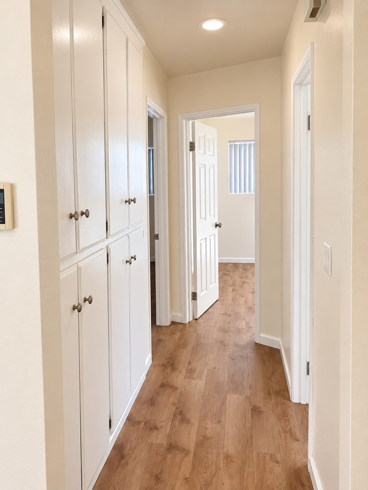 4574 39th St #6 - Photo 5 of 8