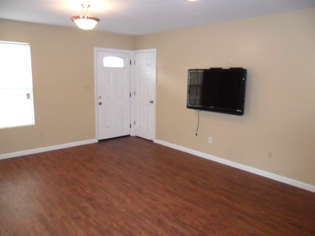 141 American Ave #1 - Photo 5 of 11