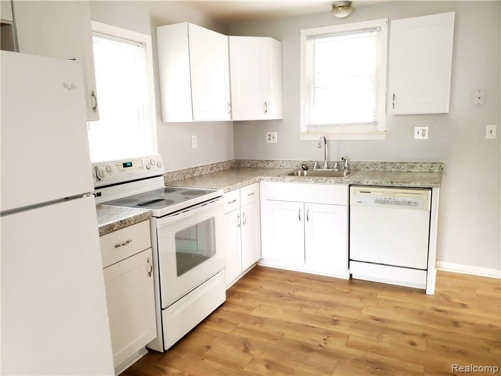 19135 Westmore St #1 - Photo 6 of 10