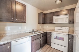 featured image of 1906 N Geneva Rd