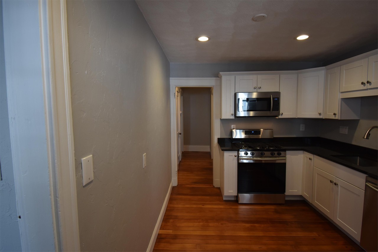 27 Mount Pleasant St #29A - Photo 4 of 10