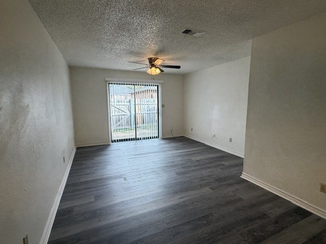 5 Robin Dr #1 - Photo 2 of 12
