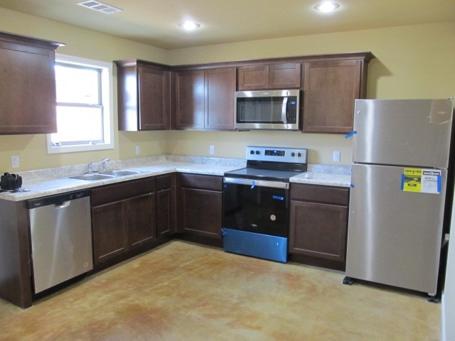 39 Hillview - 204 #204 - Photo 4 of 12