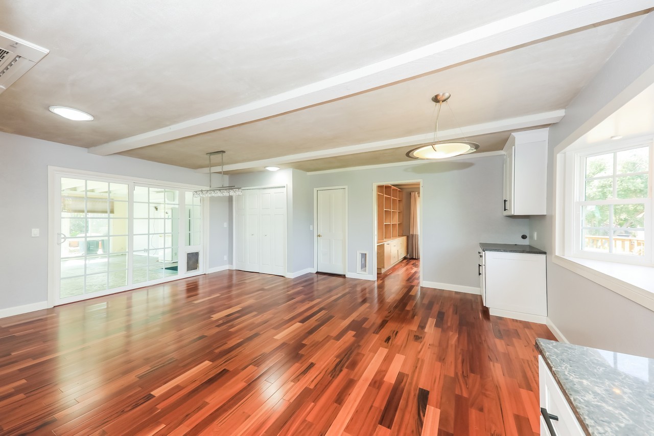 2311 9th St #1 - Photo 7 of 28