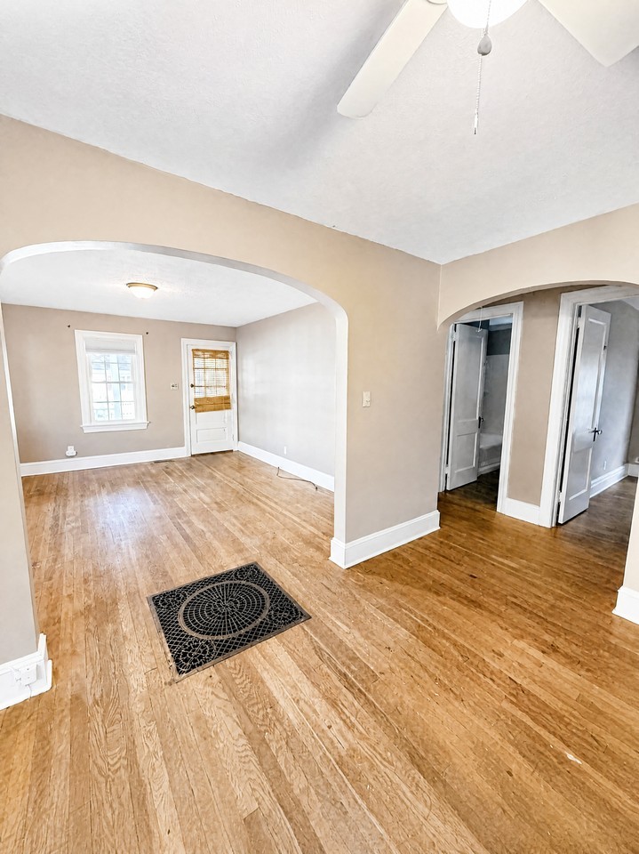 306 Locust Ter #1 - Photo 5 of 13