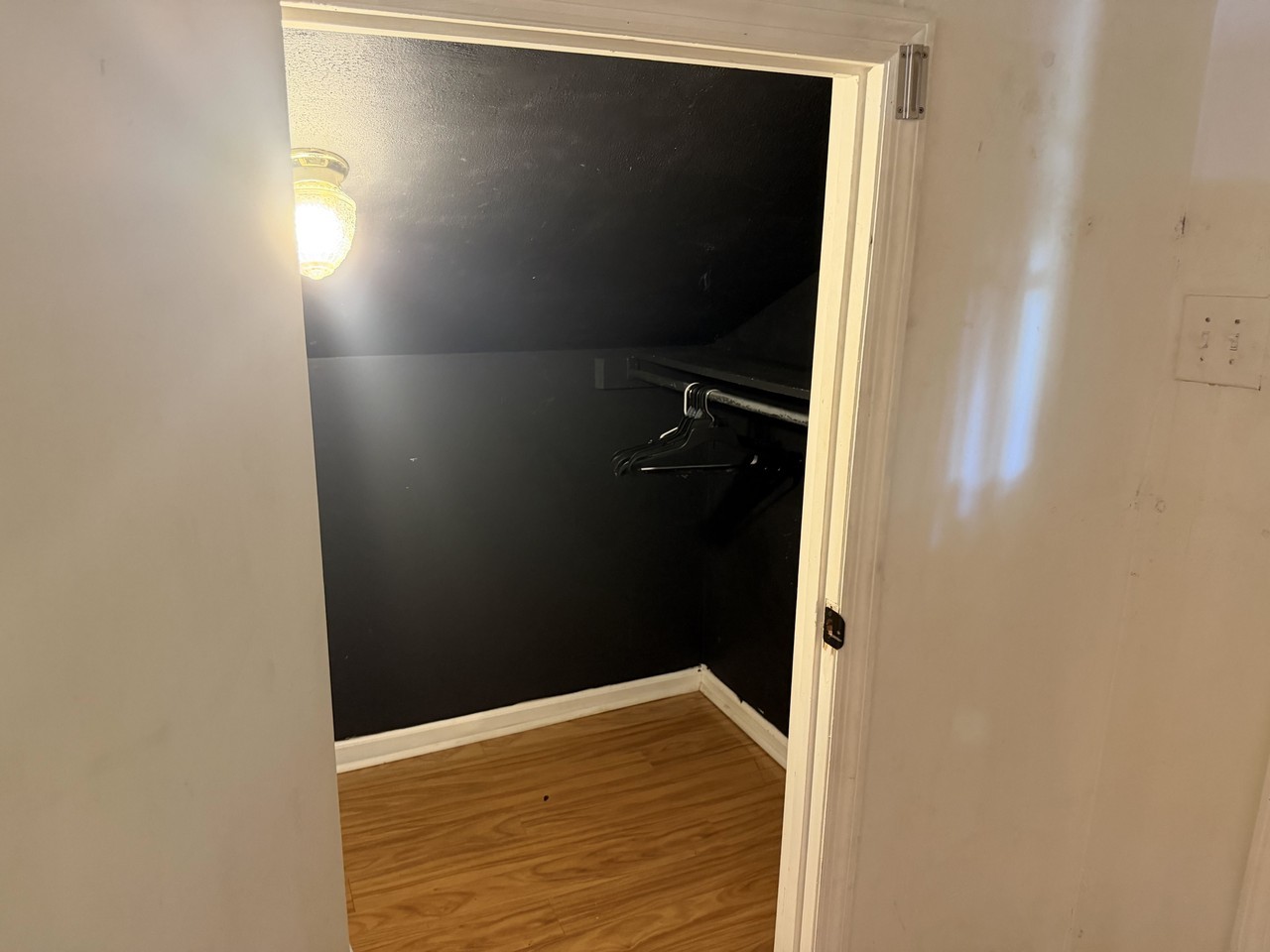 207 E Morrison St #3 - Photo 5 of 18