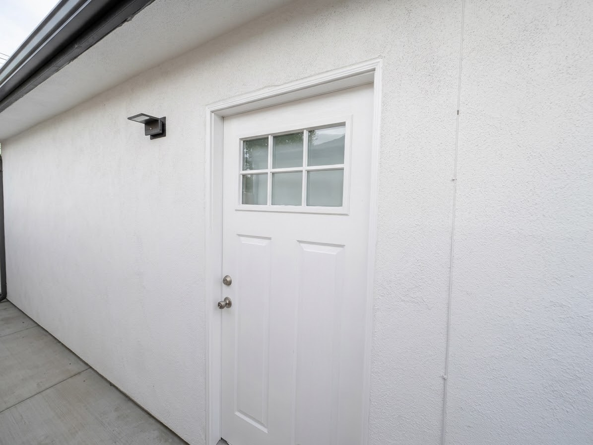 10402 Park St #2 - Photo 3 of 15
