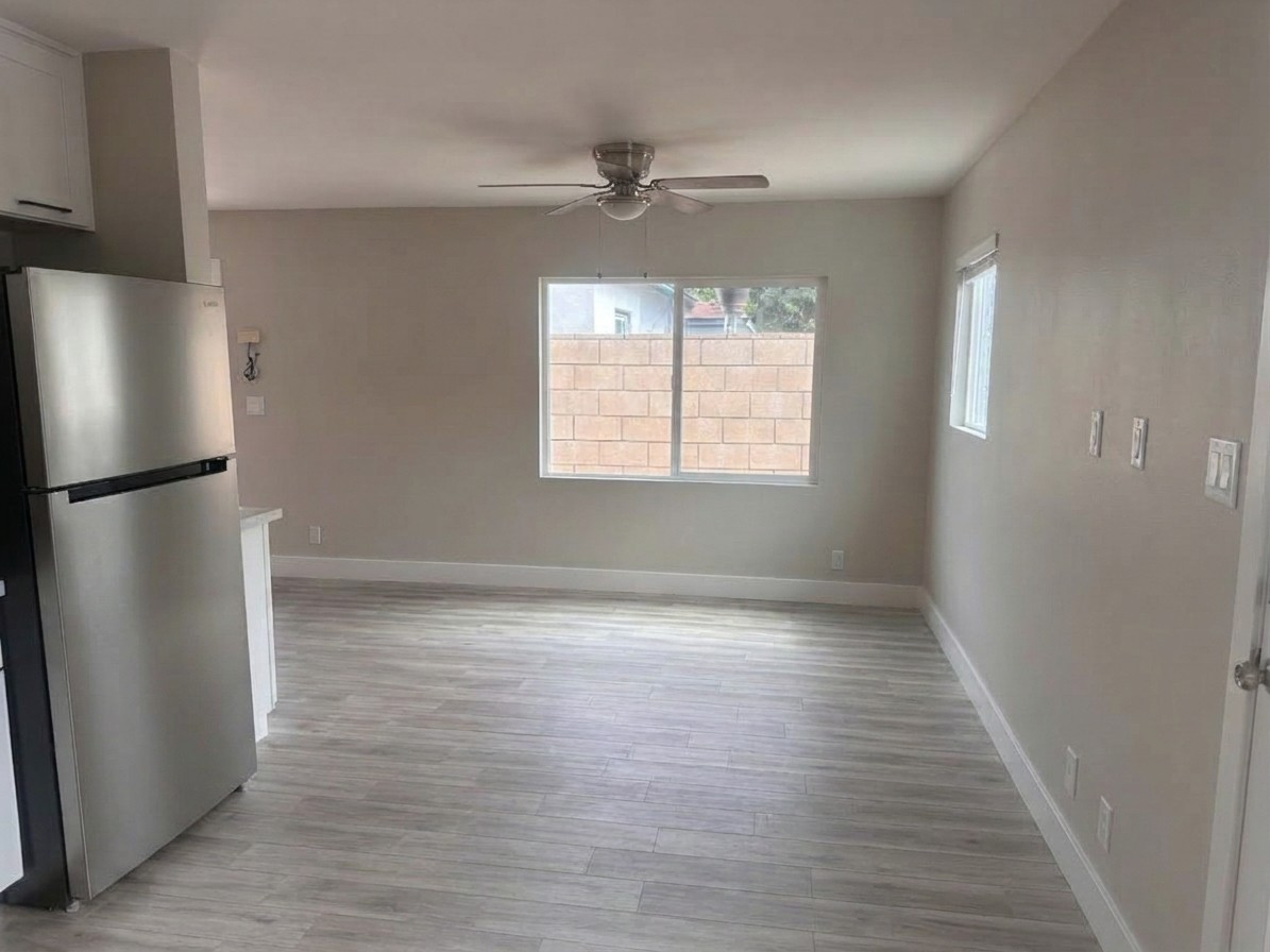 10402 Park St #2 - Photo 5 of 15