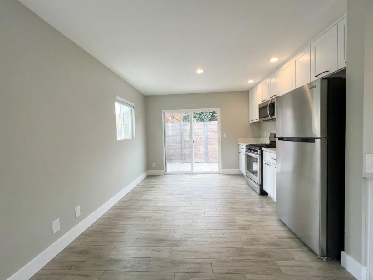 10402 Park St #2 - Photo 6 of 15