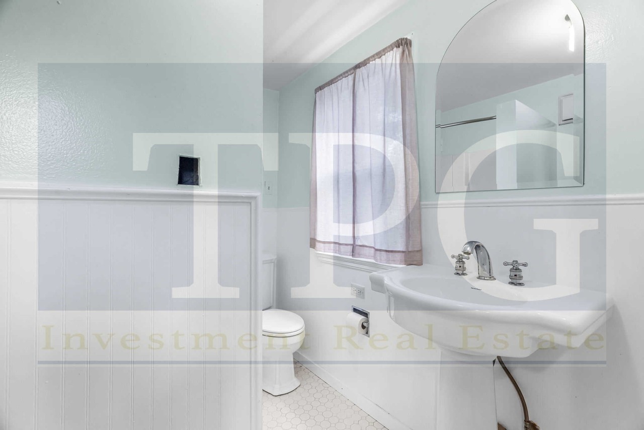 4334 Walnut St #1 - Photo 6 of 22