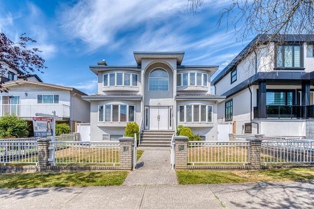1033 East 39th Avenue - Photo 4 of 16