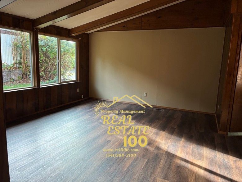 4645 N Highway 101 #1 - Photo 5 of 17