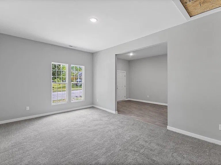 714 Harriett St #1 - Photo 5 of 27