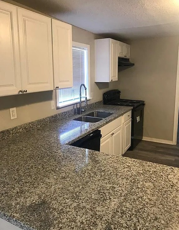 312 W Munson St #1 - Photo 4 of 12