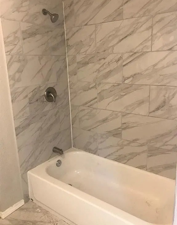 312 W Munson St #1 - Photo 7 of 12