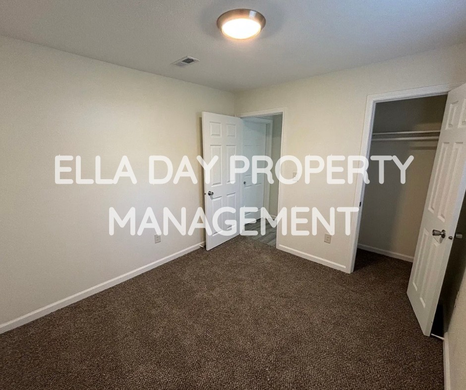 138 W 31st St S #1 - Photo 7 of 10