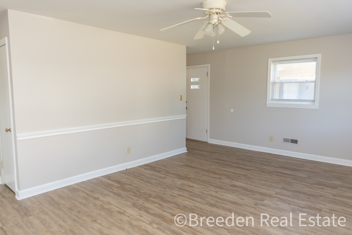 106 W Catawba St #1 - Photo 2 of 9
