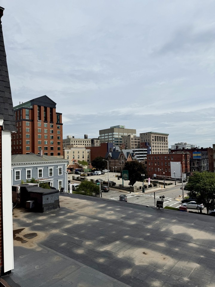 80 Pleasant St #3 - Photo 6 of 12