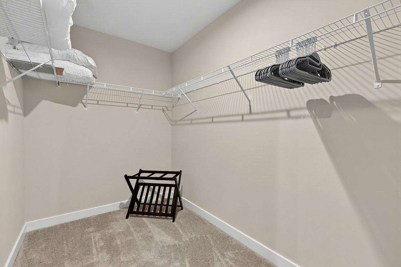2748 Green Valley Dr #1 - Photo 6 of 50