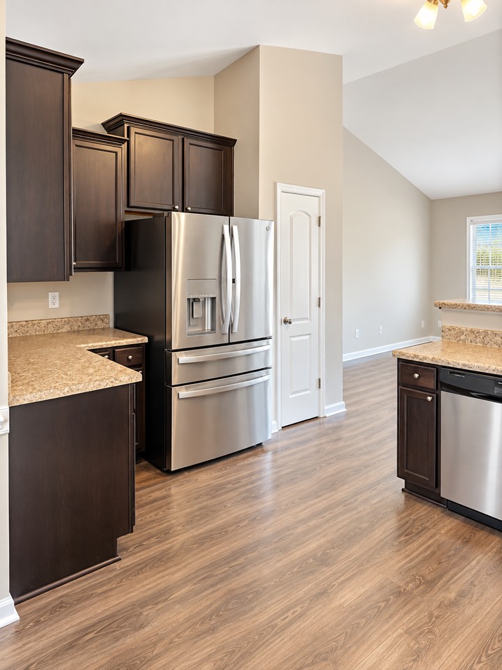 719 Radiant Dr #1 - Photo 6 of 24