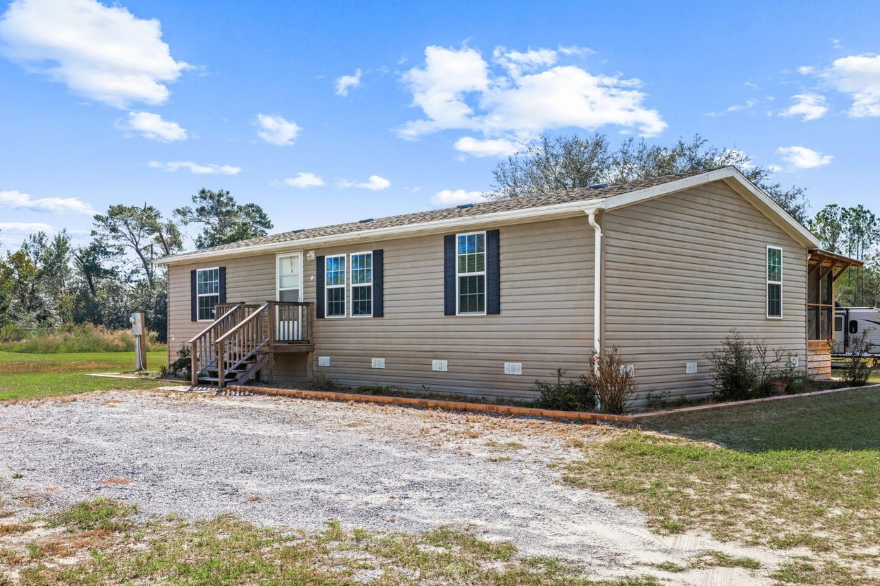 332 Don Graff Rd - Photo 2 of 11