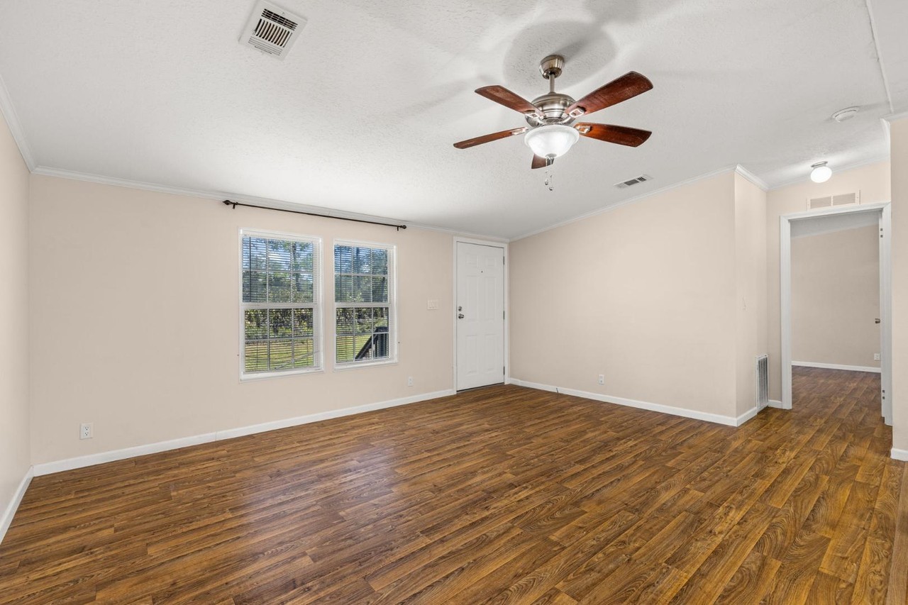 332 Don Graff Rd - Photo 5 of 11