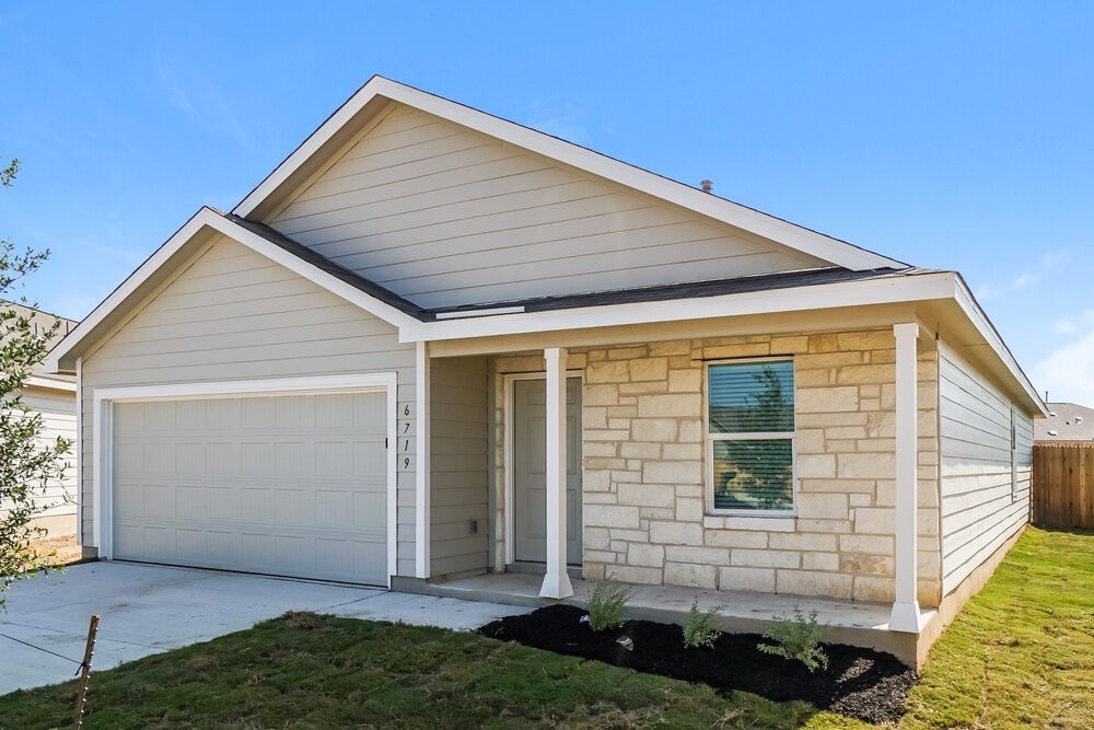 6719 Morgan Cross - Photo 3 of 16