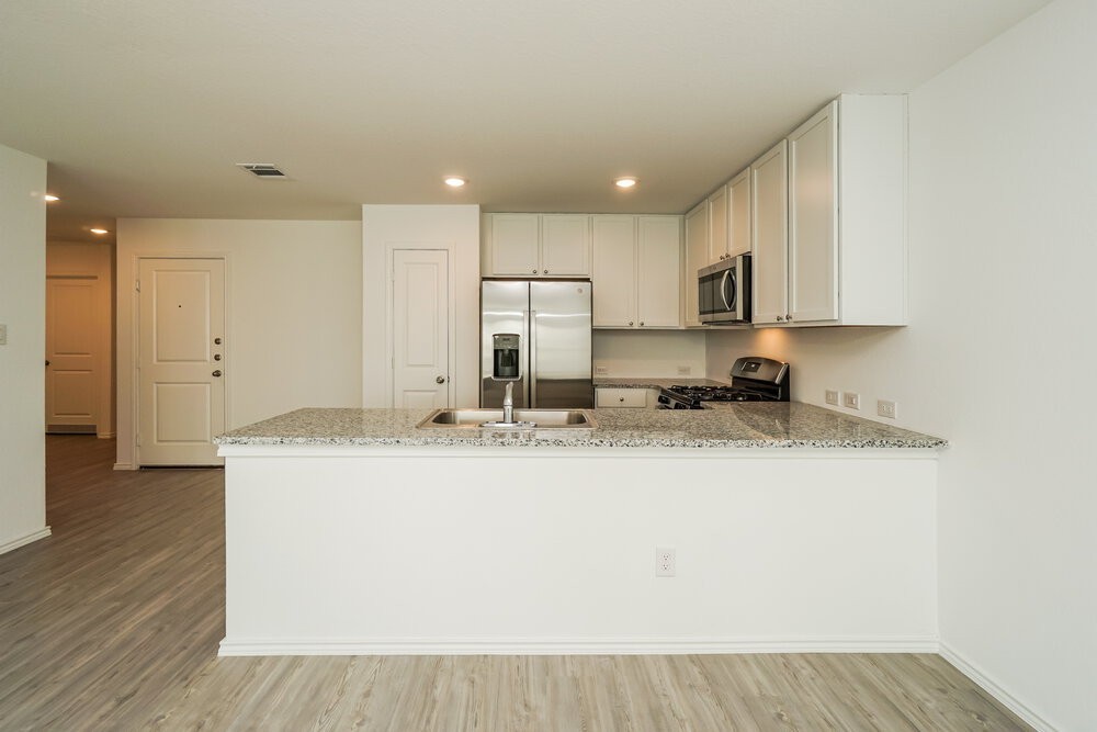 6719 Morgan Cross - Photo 7 of 16