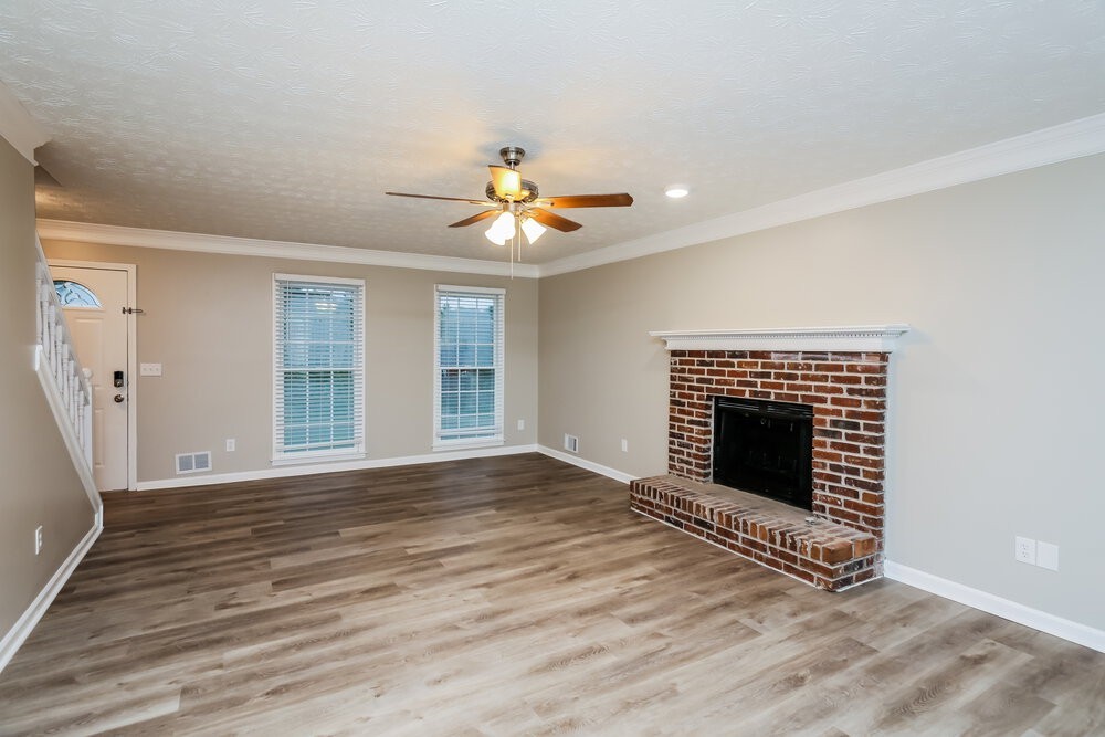 1124 Pepperwood Trl - Photo 4 of 17