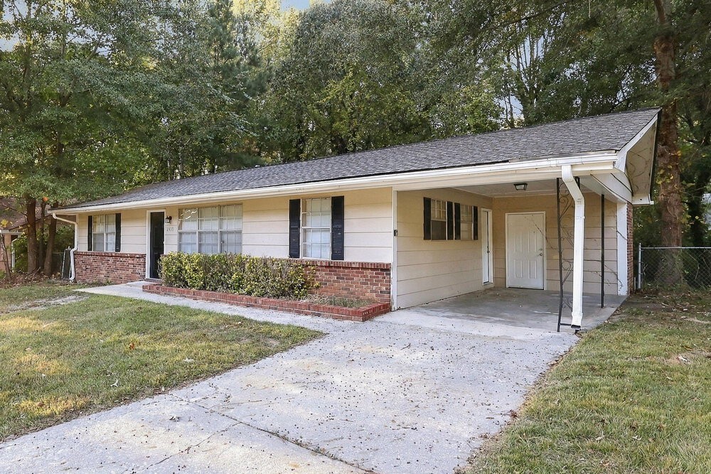 2450 Cheryl Lynne Ln - Photo 4 of 16