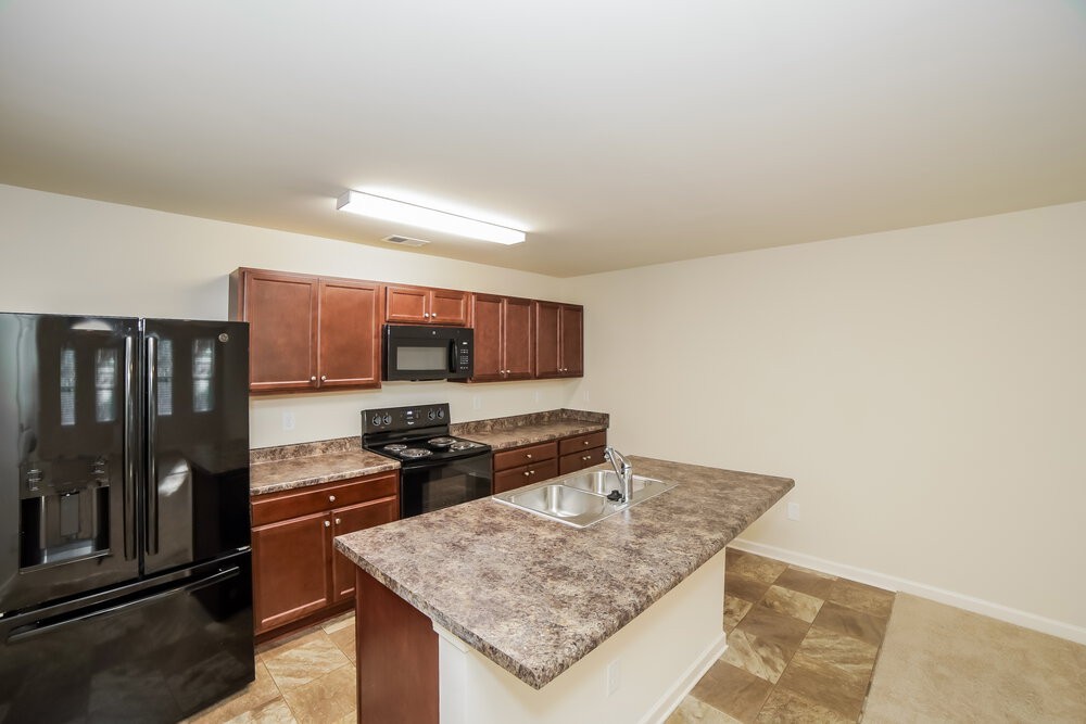 416 Erin Ct - Photo 6 of 17